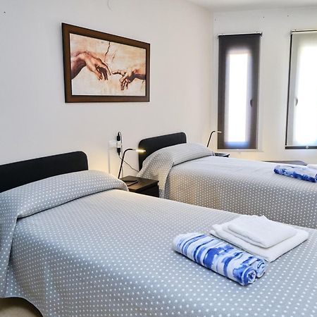 פואנגירולה Habitaciones Pensadas Para Ti מראה חיצוני תמונה
