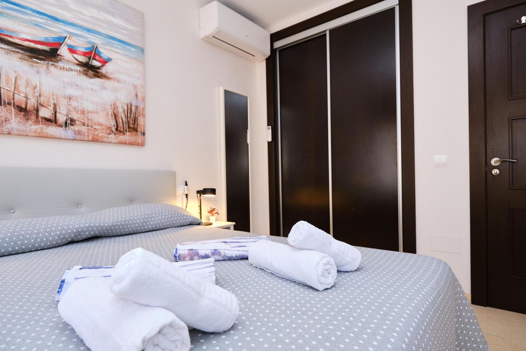 פואנגירולה Habitaciones Pensadas Para Ti מראה חיצוני תמונה